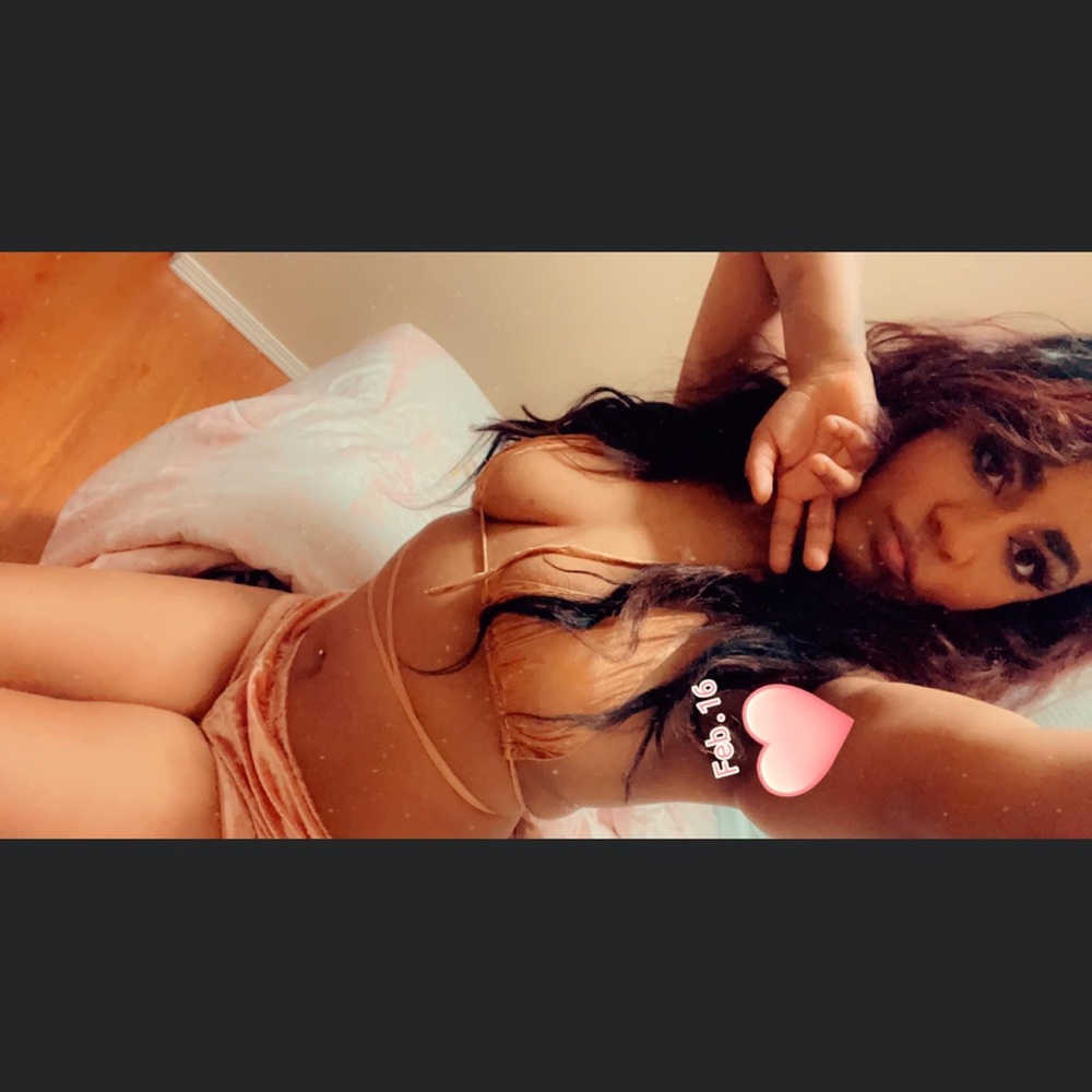 SKIMS Triangle Bralette